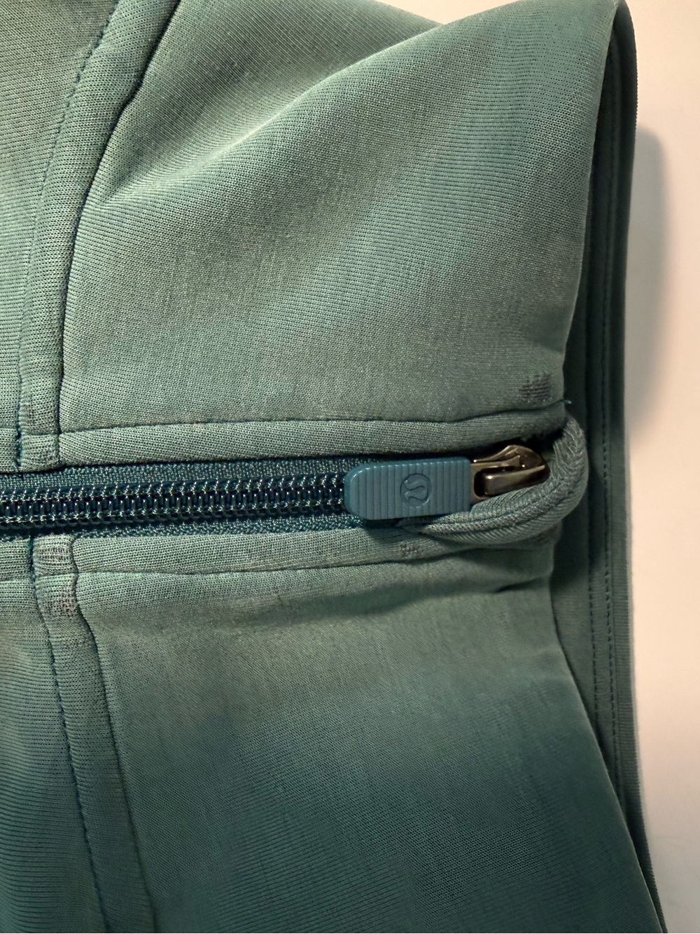 Lululemon pullover - Picture 2 of 4